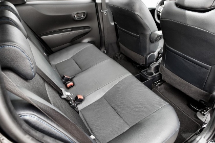 Toyota Yaris Hybrid Fahrbericht. hinten sitzen, Rücksitze, Rücksitzbank
