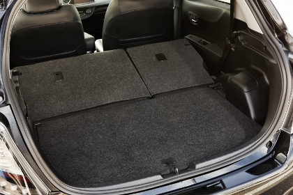 Toyota Yaris Hybrid Fahrbericht: Kofferraum, trunk, boot