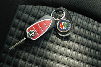 Alfa Romeo MiTo Diesel Test: Sitze, Sitzbezug, Stoff