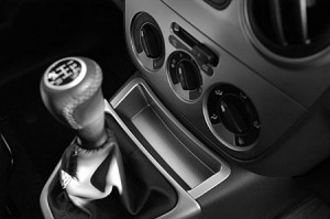Fiat Qubo Diesel: Schaltung, Schaltgetriebe, Schalthebel