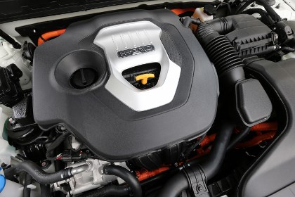 Kia Optima Hybrid: Motor, engine, Hybrimotor