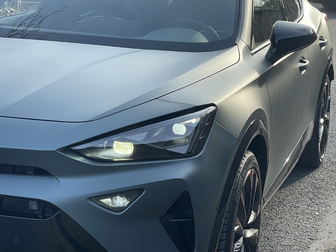 Cupra Formentor VZ Extreme Test: Scheinwerfer und Nebelscheinwerfer