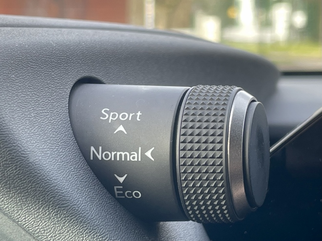 Lexus RX Facelift Schalter für die Fahrprogramme zum drehen