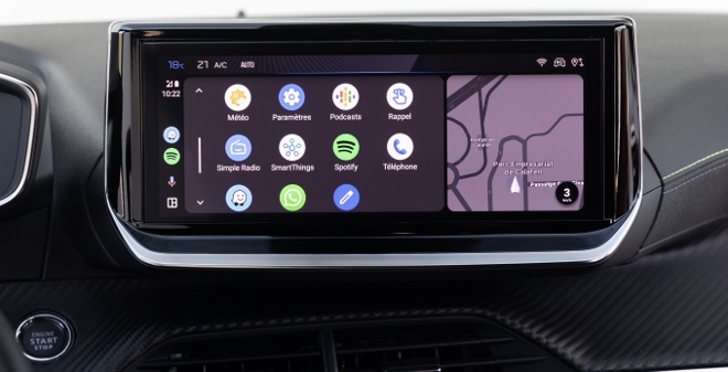 Peugeot E-208 Elektro Facelift Menüs auf dem Touchscreen Bildschirm