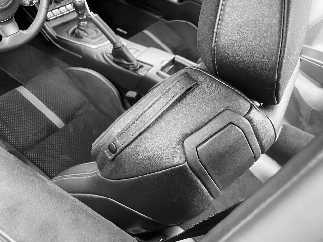 Subaru BRZ 2.4i Sport Einstiegshilfe zu den hinteren Sitzplätzen