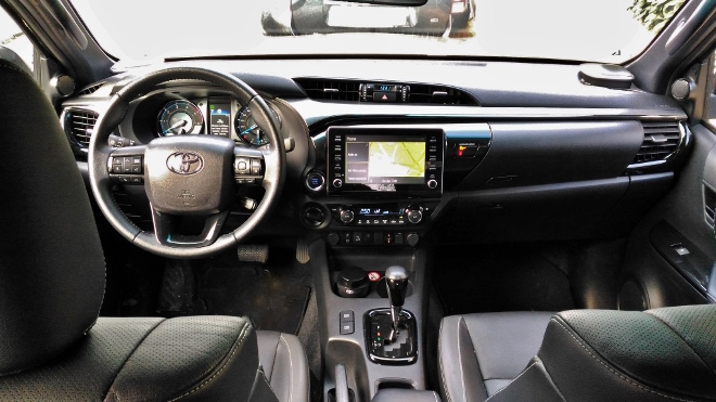 Toyota Hilux Double Cab Test Cockpit