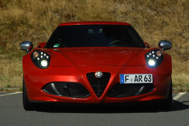 Alfa Romeo 4C Front