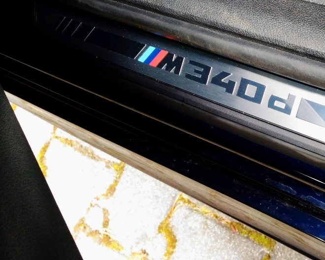 Schwellerleiste des BMW M340d xDrive