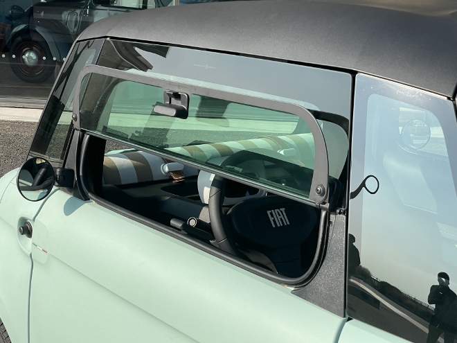 Fiat Topolino 2024 Seiten Fenster zum aufschieben und aufklappen