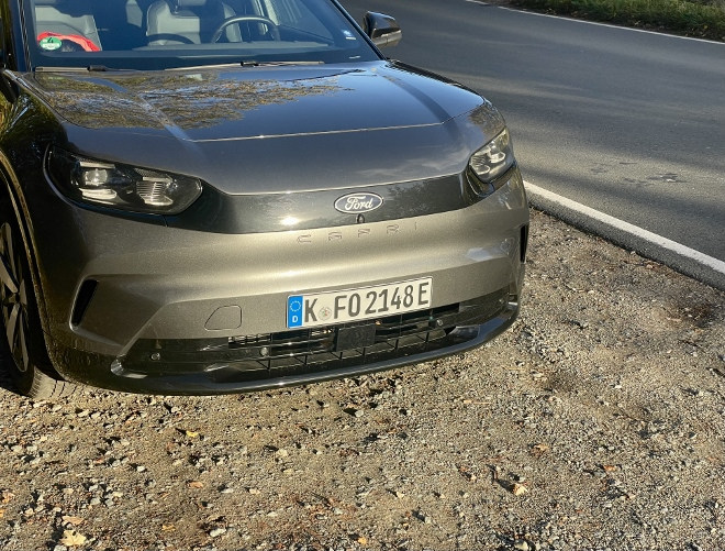 Ford Capri Extended Range RWD Test: Front und Scheinwerfer