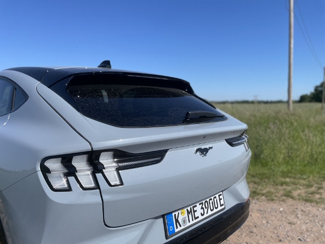 Ford Mustang Mach-E Premium Extended Range Heck