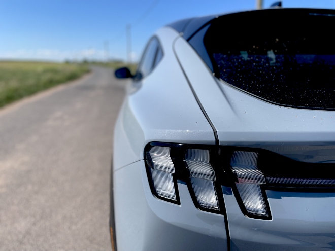 Ford Mustang Mach-E Premium Extended Range heckleuchte