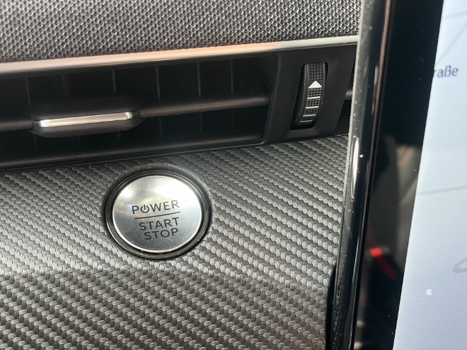 Ford Mustang Mach-E Premium Extended Range Power Start Schalter