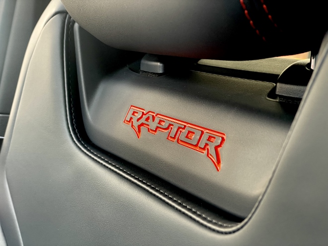 Ford Ranger Raptor Pick-up V6 Raptor Sitz, Emblem unter der Kopftütze
