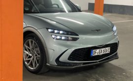 Genesis GV60 AWD Dual Motor mit Sportpaket Front, Grill und Scheinwerfer