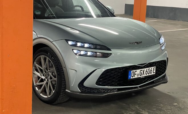 Genesis GV60 AWD Dual Motor mit Sportpaket Front, Grill und Scheinwerfer