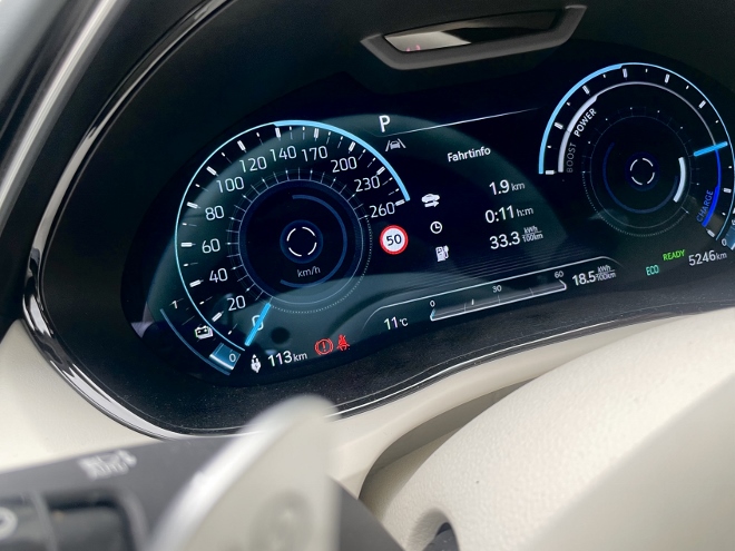 Genesis Electrified GV70 digitale Instrumente