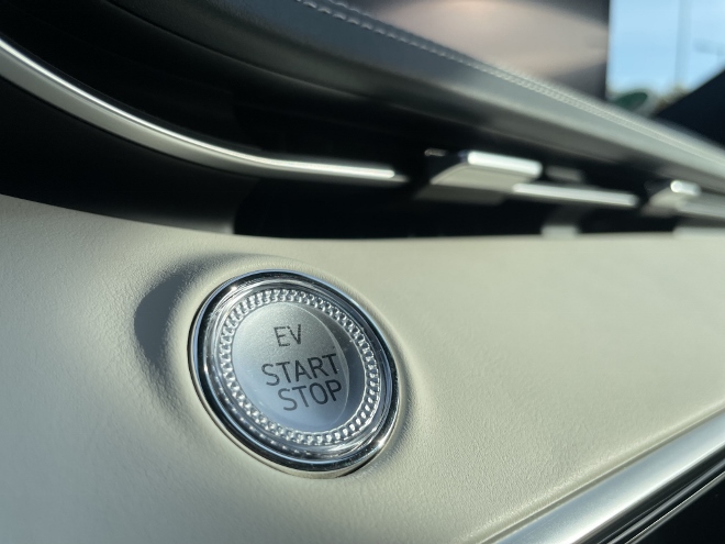 Genesis Electrified GV70 Start-Stop Schalter