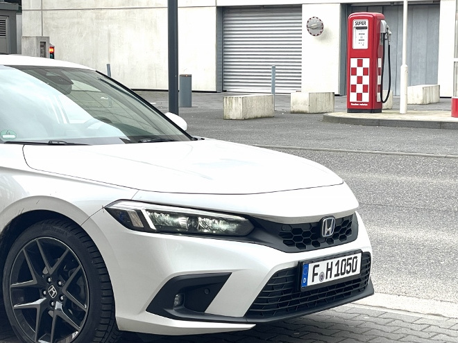 Honda Civic e:HEV Hybrid Frontpartie, Scheinwerfer und Grill