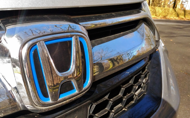 Honda CRV Hybrid grill