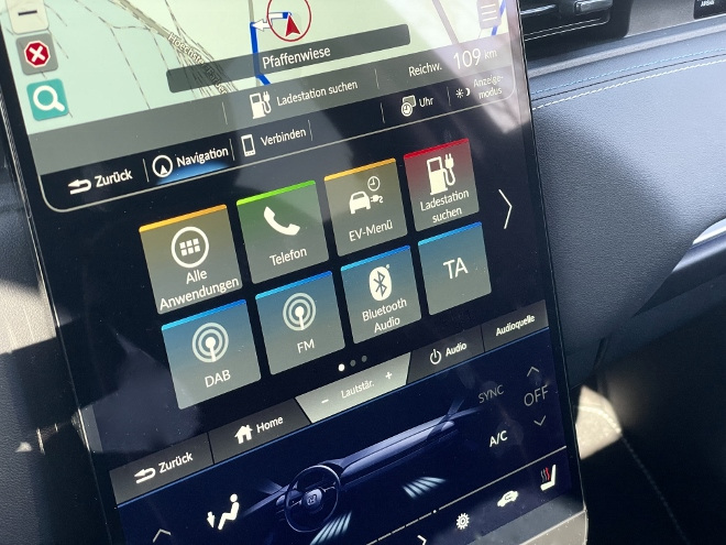 Honda e:Ny1, elektrischer Honda SUV, Menüs auf dem Bildschirm