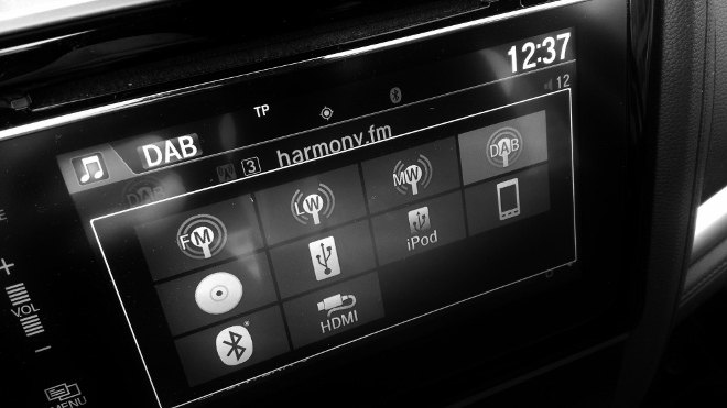 Honda Jazz Facelift DAB Radio Bildschirm