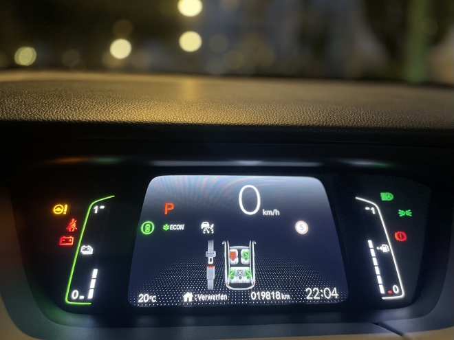 Honda Jazz e:HEV Facelift Test, Tacho nachts