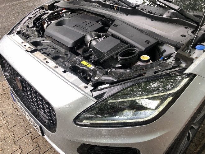 Jaguar E-Pace Plug-in-Hybrid P300e AWD Test (269 PS) 1,3 l 3-Zylinder Motor