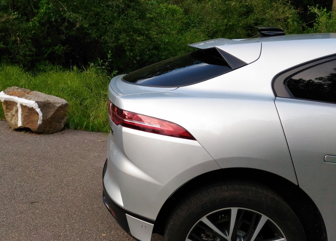 Heckspoiler und hintere Dachpartie des Jaguar I-Pace Facelift