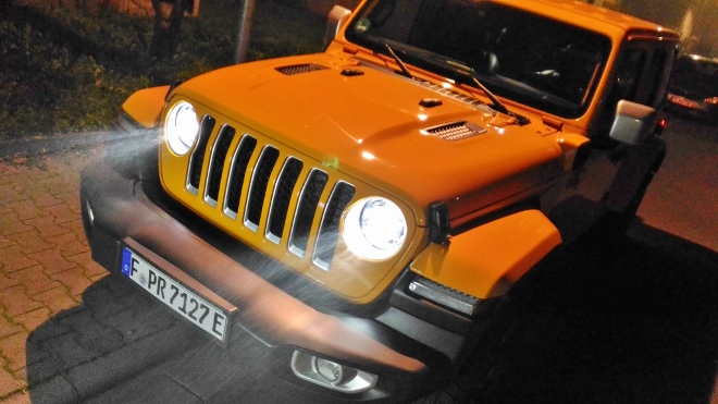 Jeep Wrangler 4x4 Plug-in-Hybrid Frontgrill