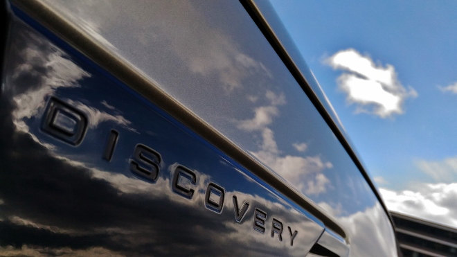 Land Rover Discovery 2018, Motorhaube