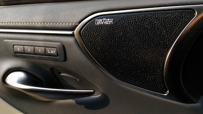 Mark Levinson Soundystem im Lexus ES Hybrid 300h