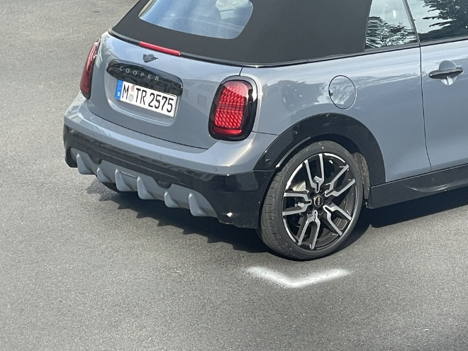 Mini Cooper C Cabrio heckdiffusor und Felgen