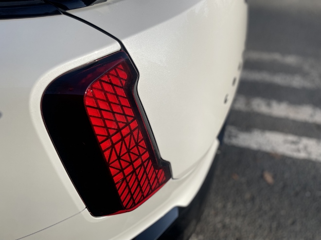 Mini Countryman D Serie 3 mit Dieselmotor, Heckleuchten