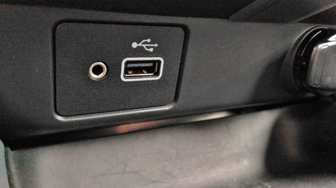 Nissan Juke 2 USB Anschluss