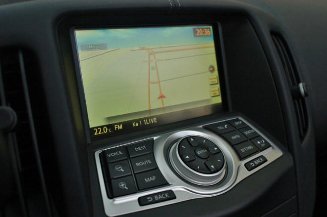 Nissan Z370 Monitor