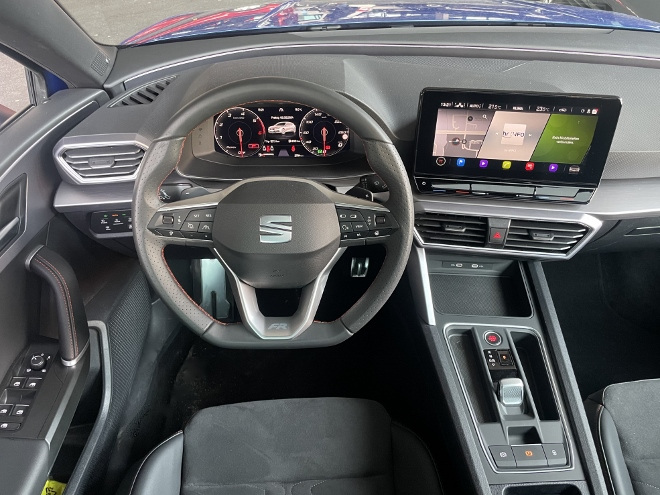 Seat Leon 2.0 TDI DSG lenkrad, Instrumente und Bildschirm