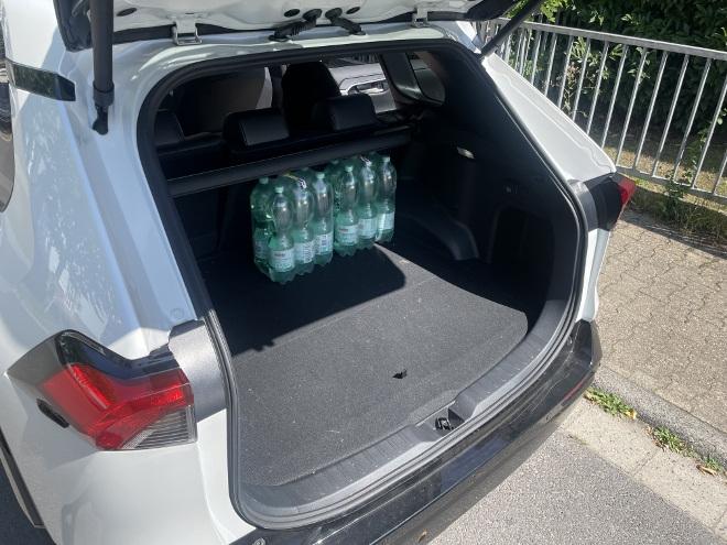 Suzuki Across 2.5 Plug-in Hybrid Test: kofferraum, Ladekante, Tiefe, Länge, Breite, Höhe, Volumen