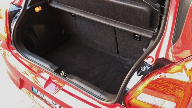 Kofferraum im Suzuki Swift Facelift