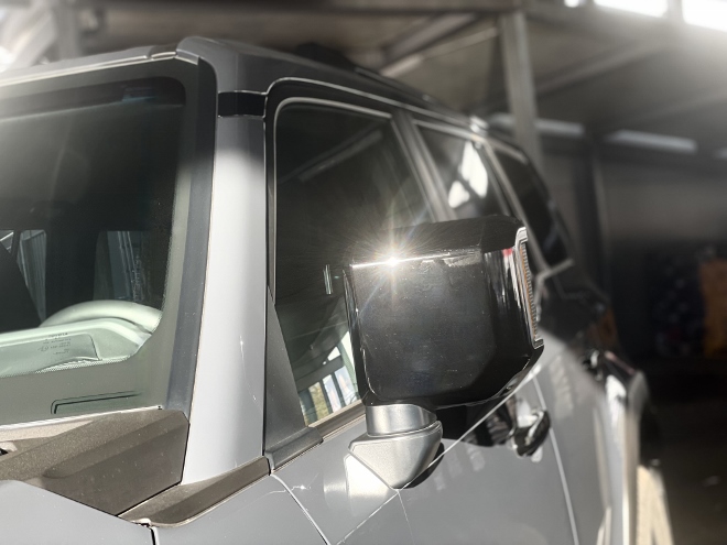 Test Toyota Land Cruiser Executive 2.8 Diesel: Außenspiegel nicht an der Dachsäule, sondern an den Türen befestigt für bessere Sicht