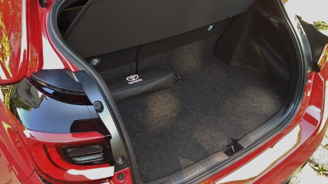 Kofferraum und Kofferraumvolumen im Toyota Yaris GR