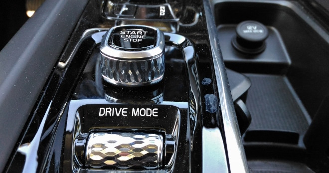 Volvo XC60 B5 Drive Mode Schalter und Startschalter